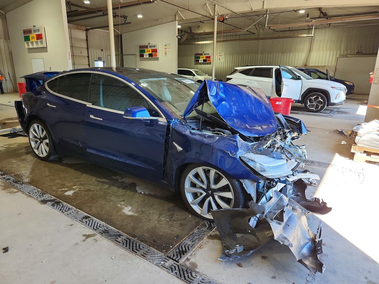 2020 TESLA MODEL 3