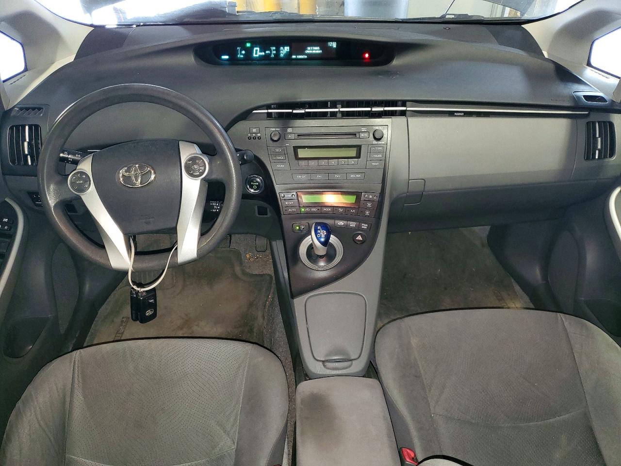 2010 TOYOTA PRIUS
