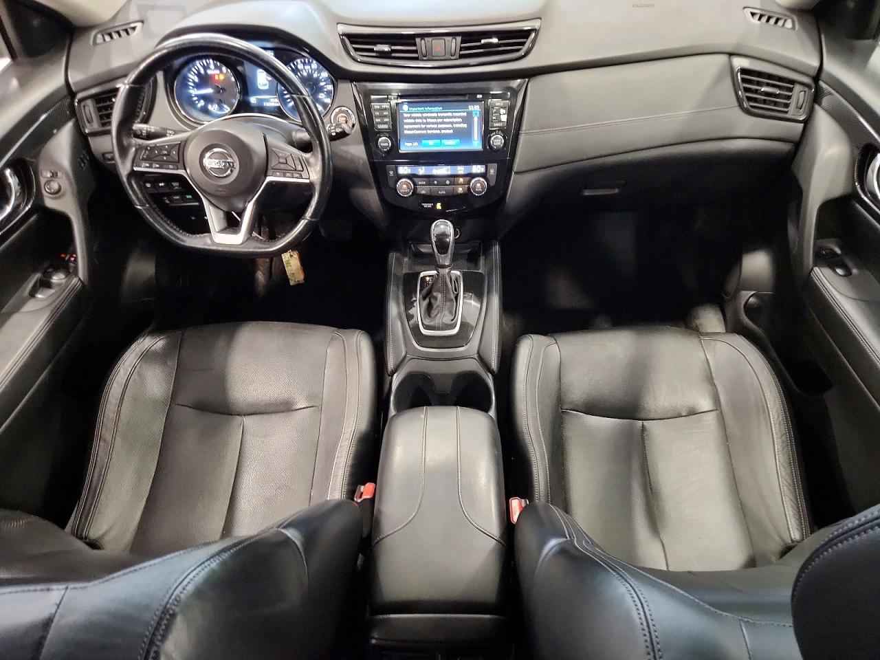 2017 NISSAN ROGUE