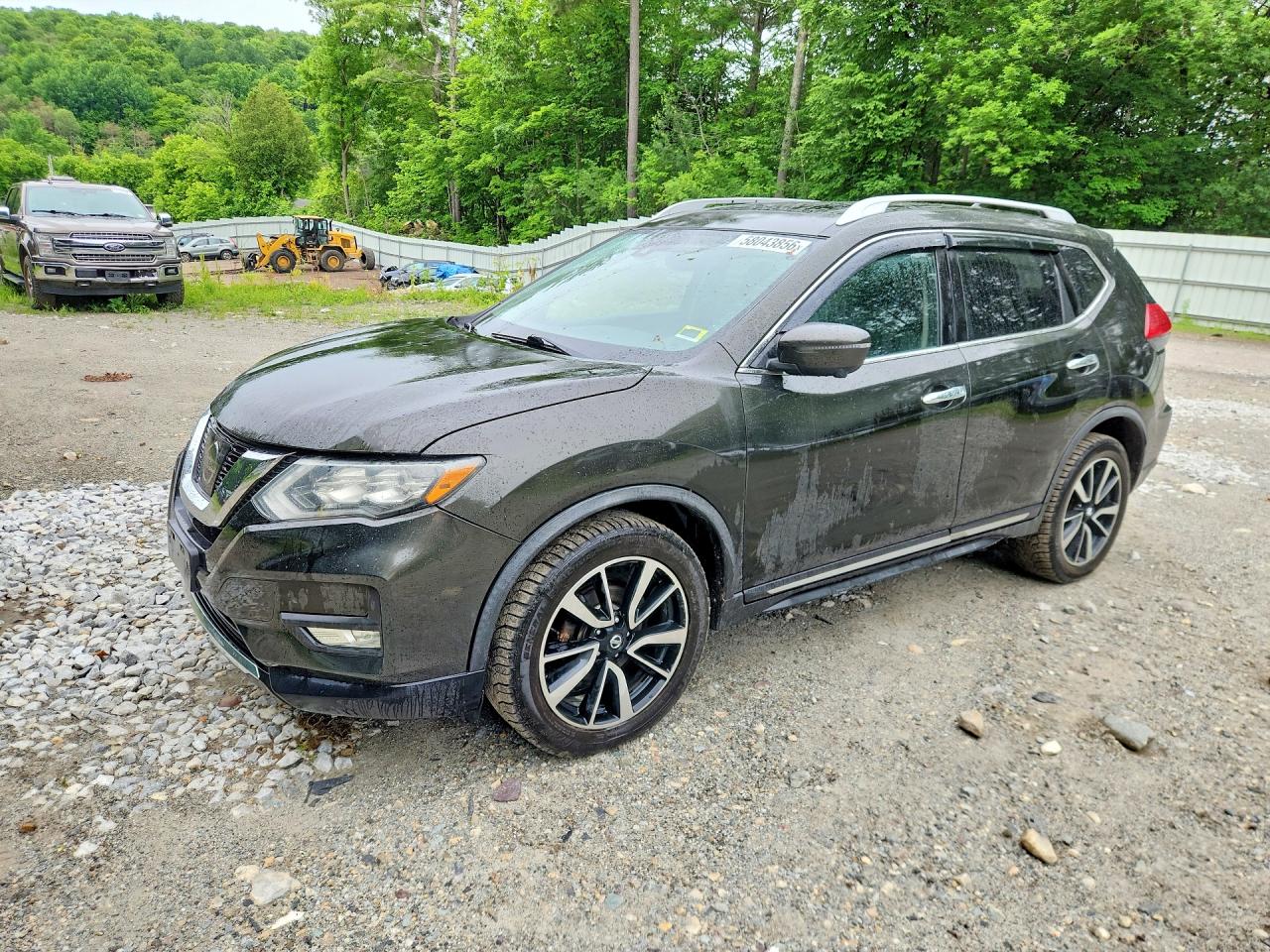 2017 NISSAN ROGUE