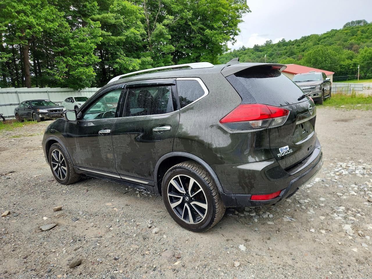 2017 NISSAN ROGUE
