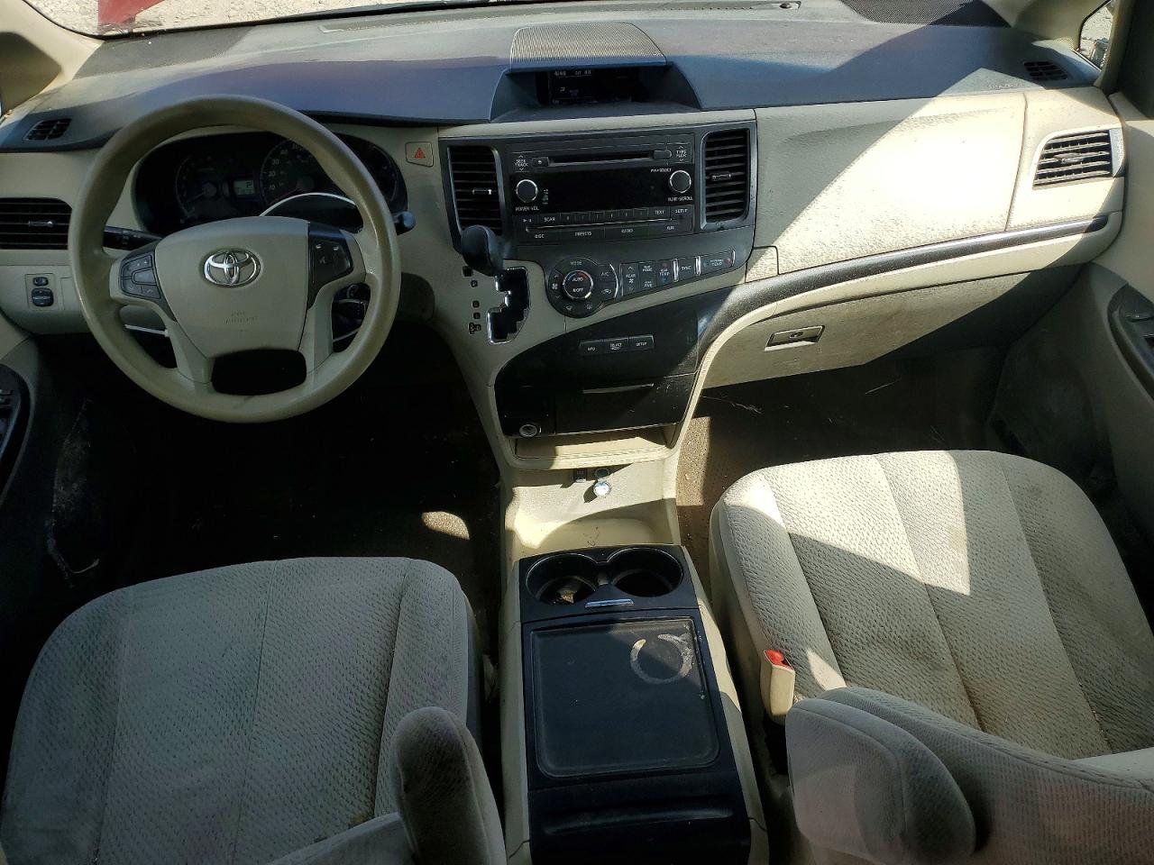 2014 TOYOTA SIENNA
