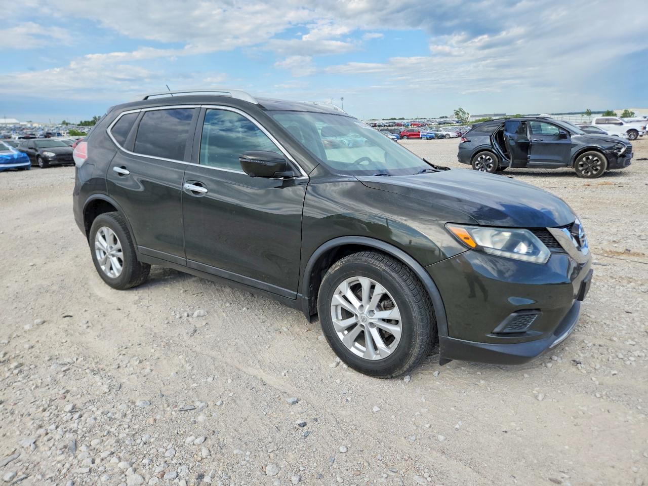 2016 NISSAN ROGUE