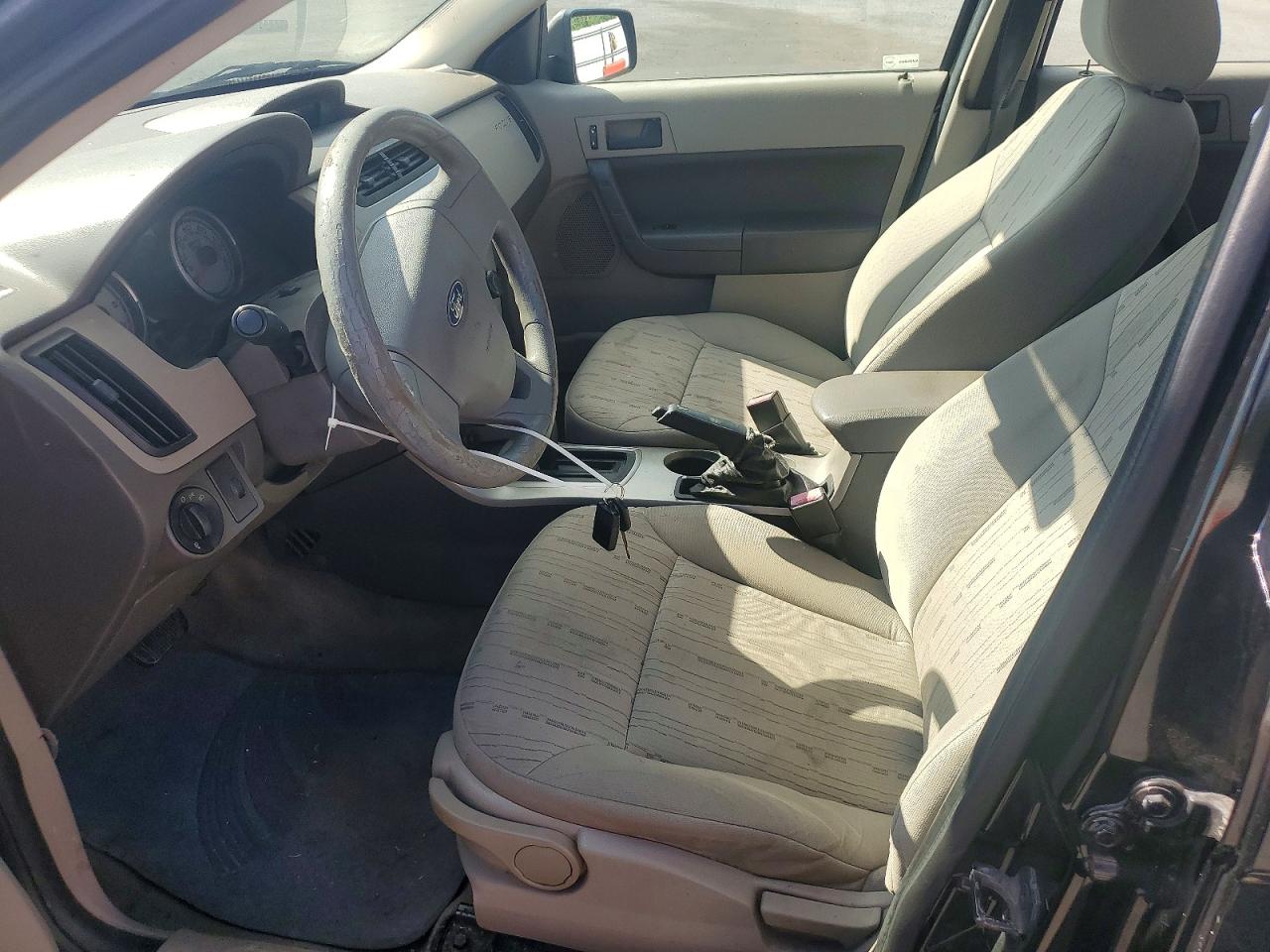 2010 FORD FOCUS