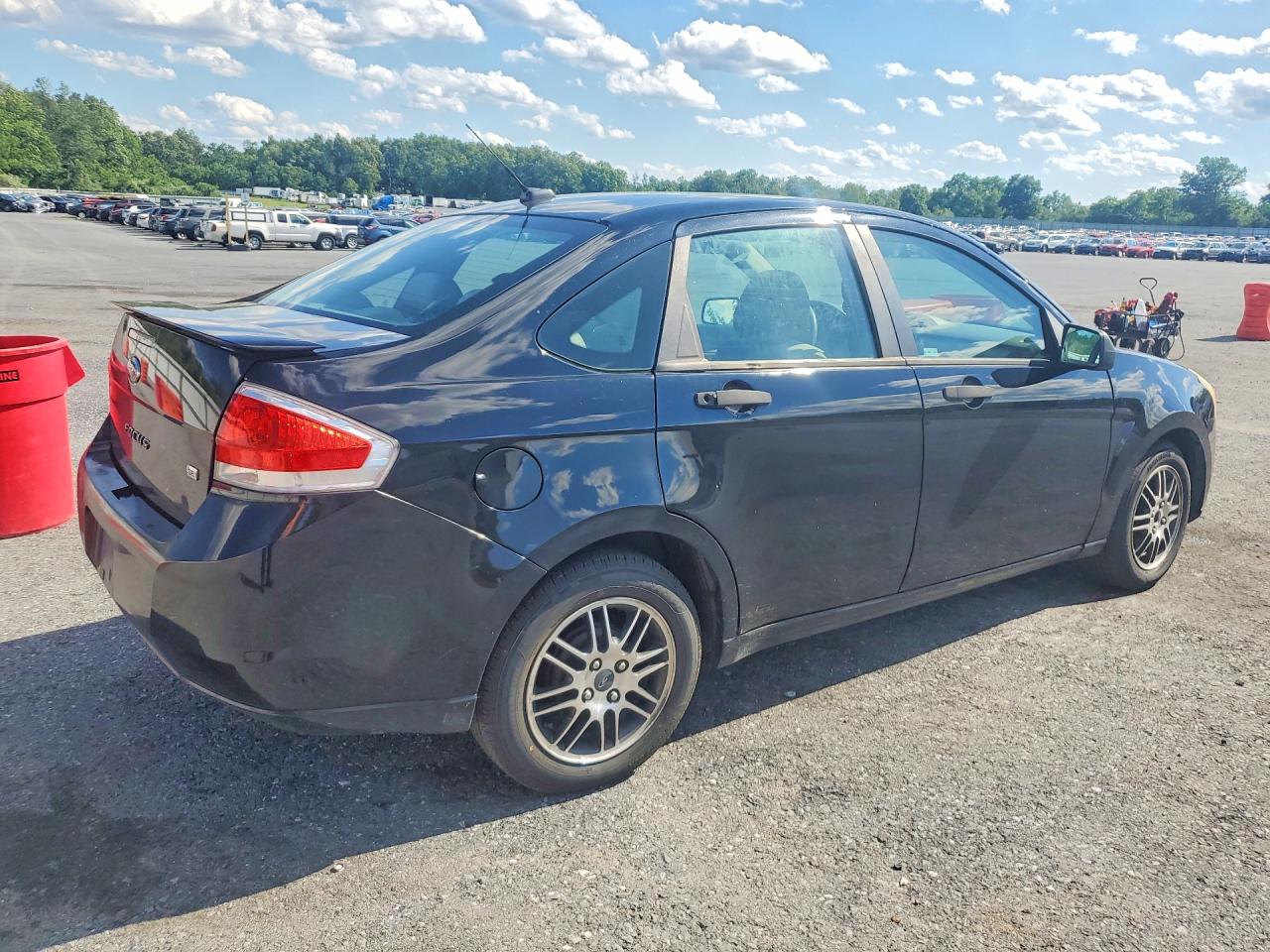 2010 FORD FOCUS