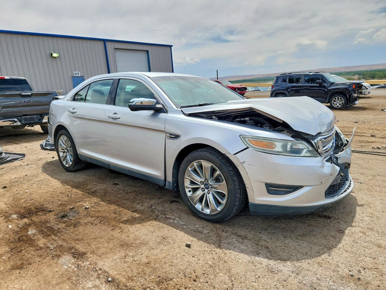 2010 FORD TAURUS