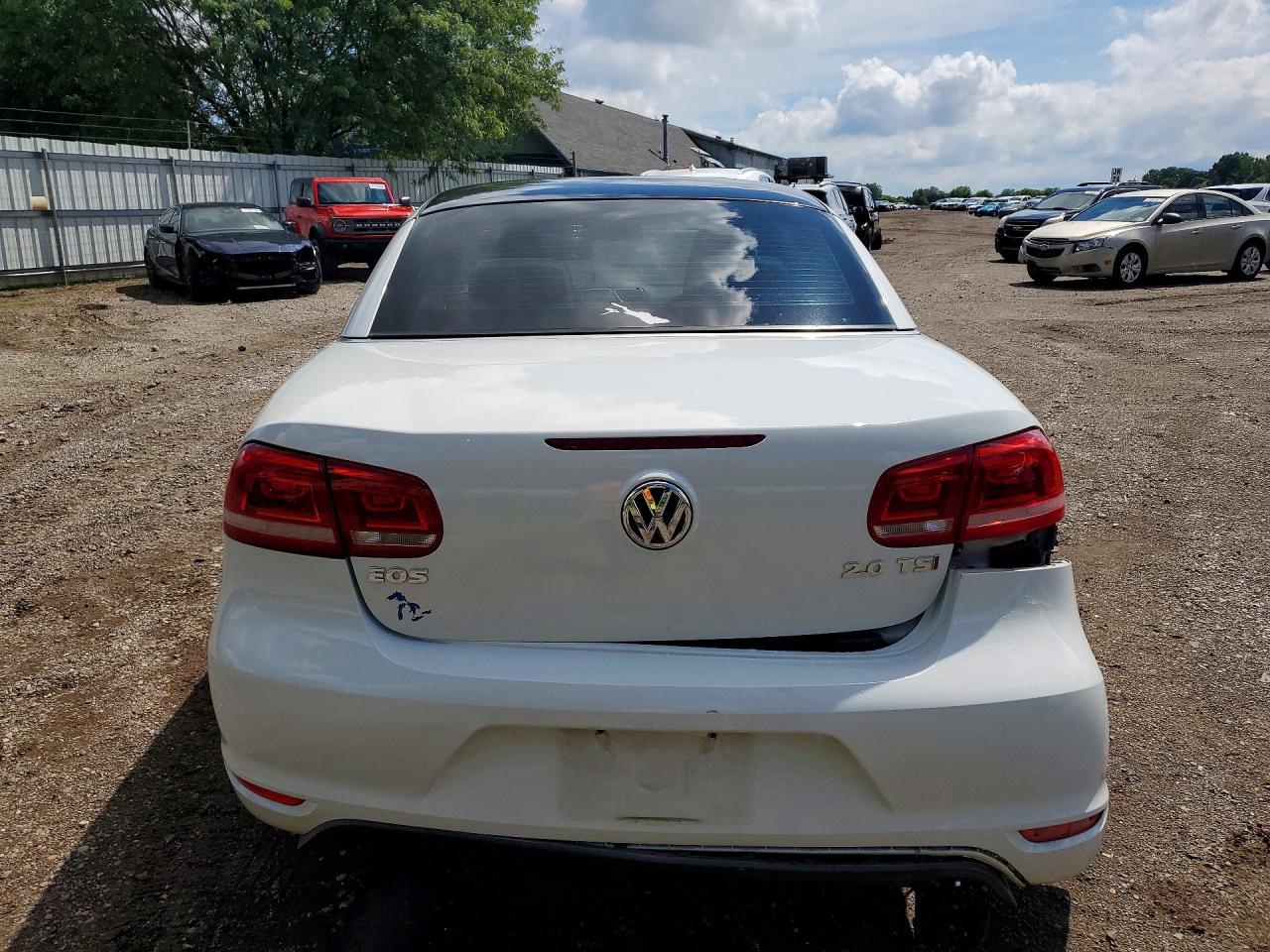 2015 VOLKSWAGEN EOS