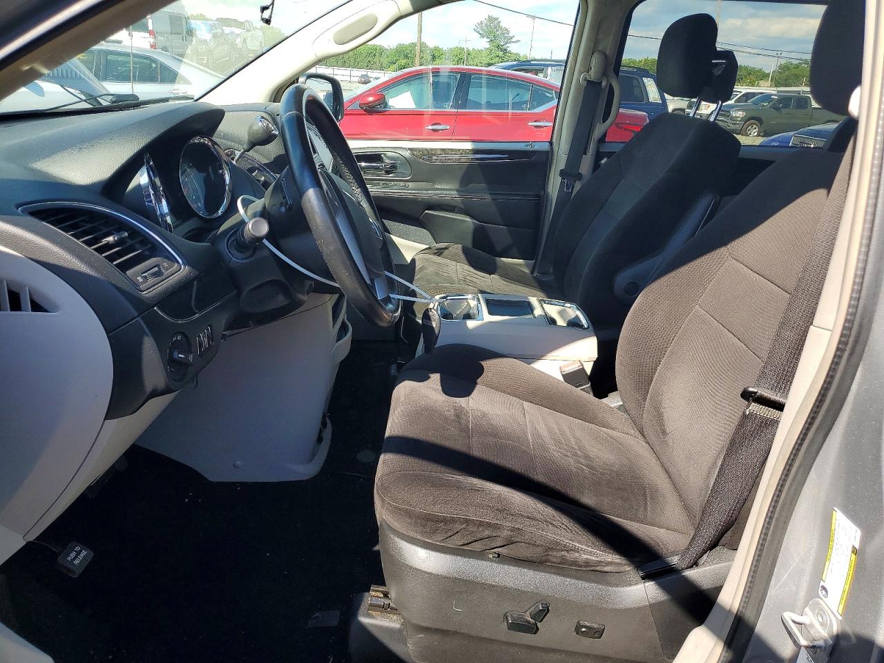 2013 CHRYSLER MINIVAN