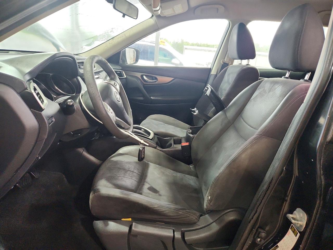 2015 NISSAN ROGUE