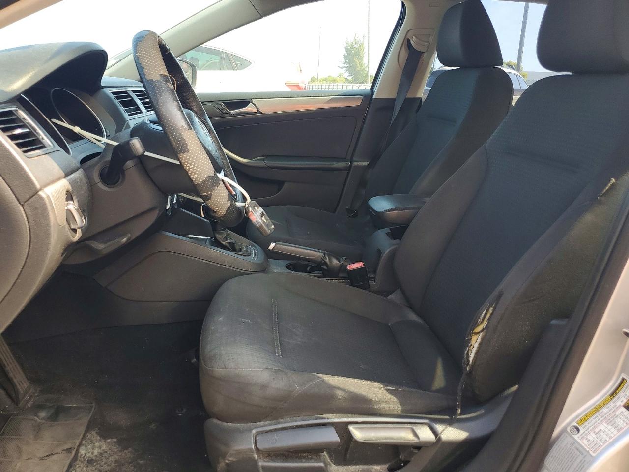 2015 VOLKSWAGEN JETTA