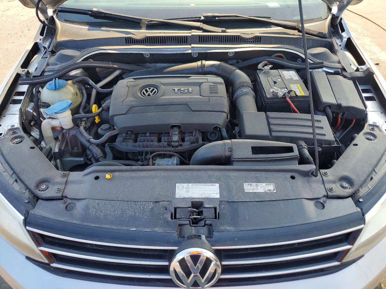2015 VOLKSWAGEN JETTA