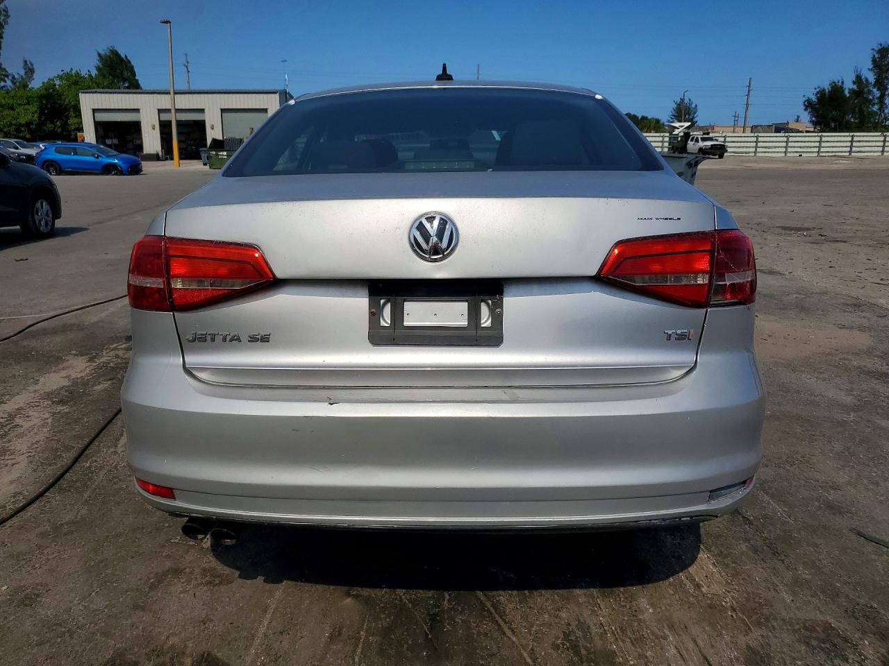 2015 VOLKSWAGEN JETTA