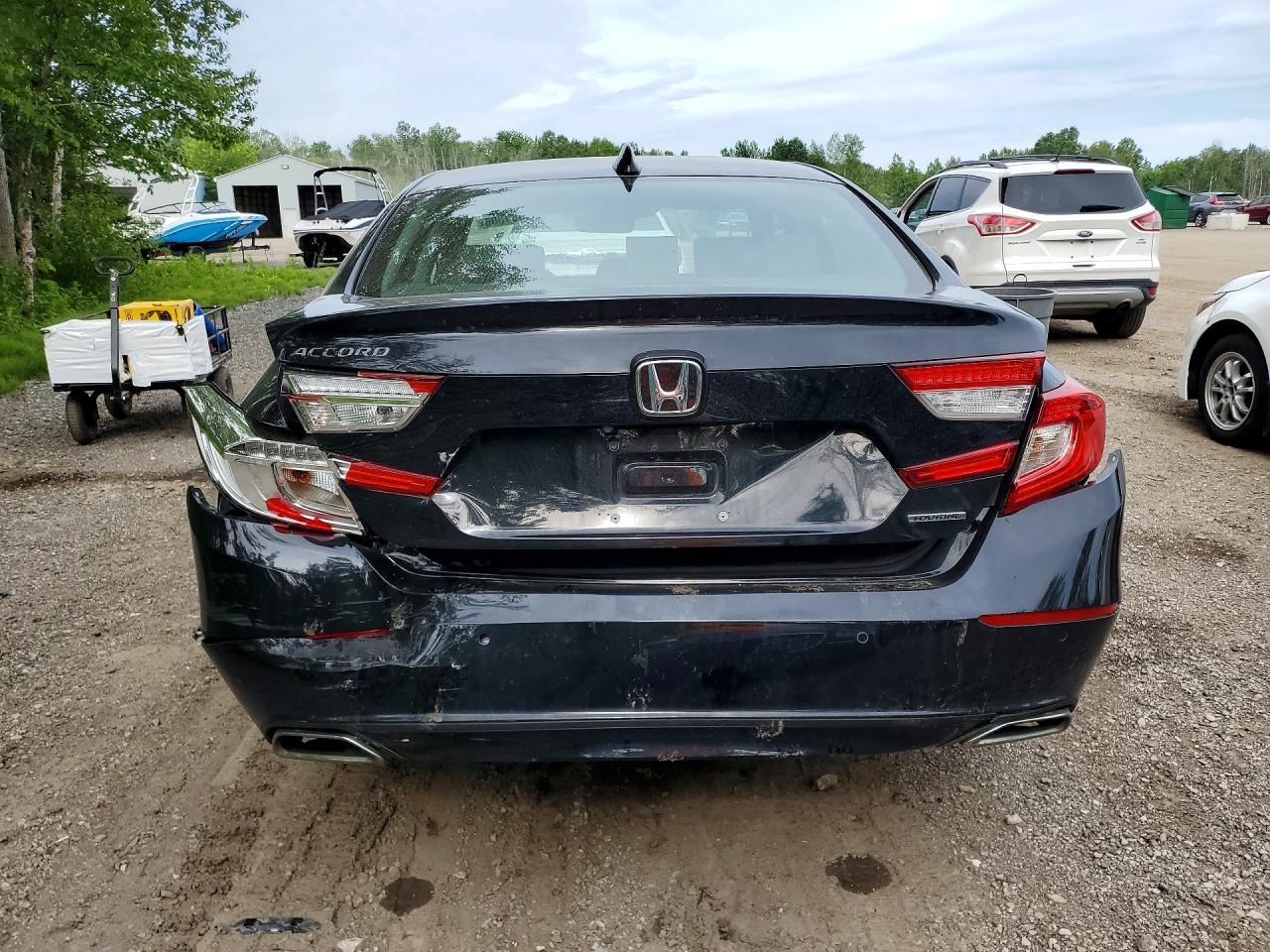 2018 HONDA ACCORD