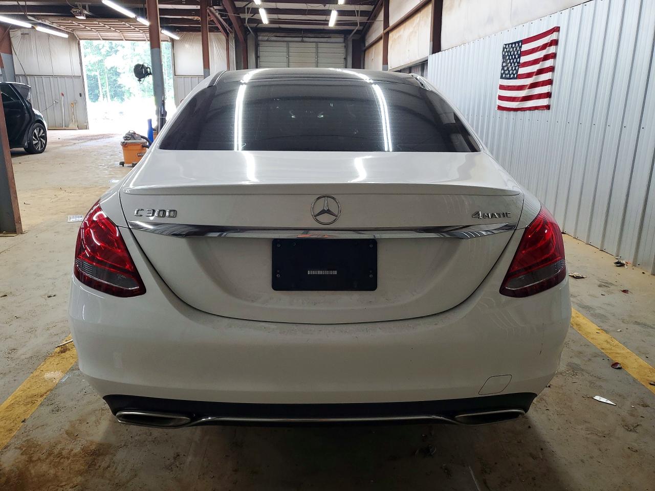 2016 MERCEDES-BENZ C-CLASS