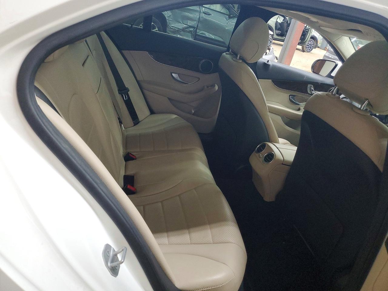 2016 MERCEDES-BENZ C-CLASS