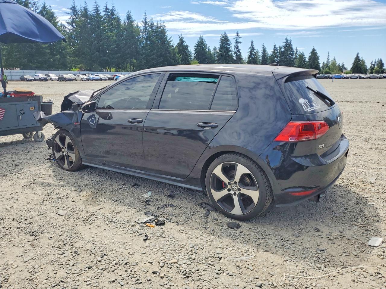 2016 VOLKSWAGEN GTI