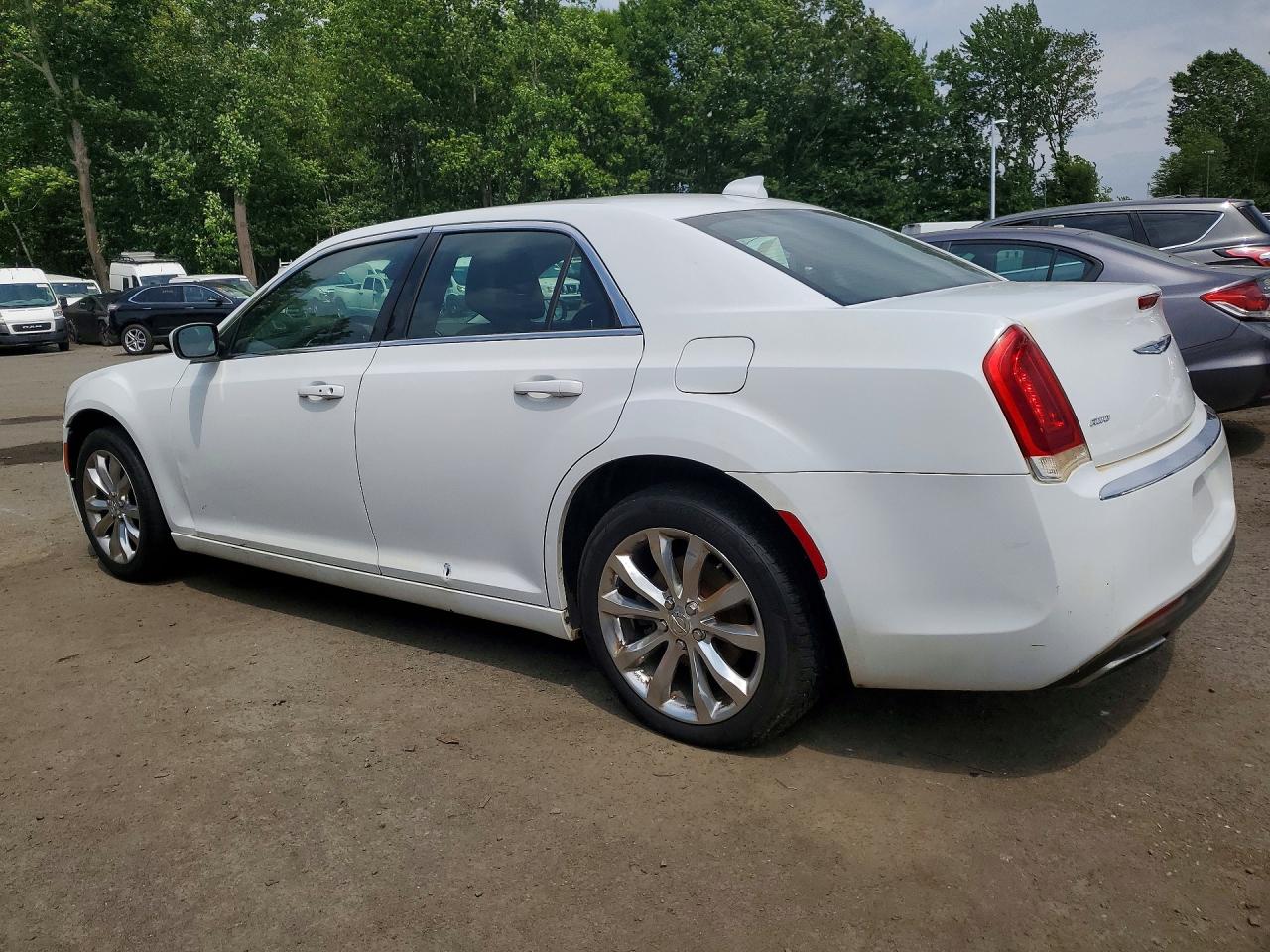 2016 CHRYSLER 300