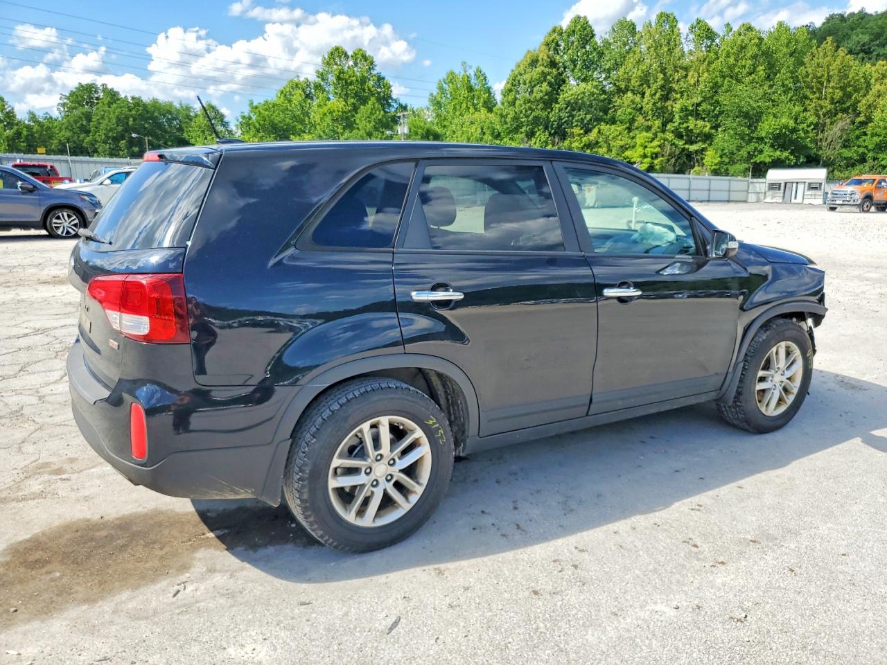 2015 KIA SORENTO
