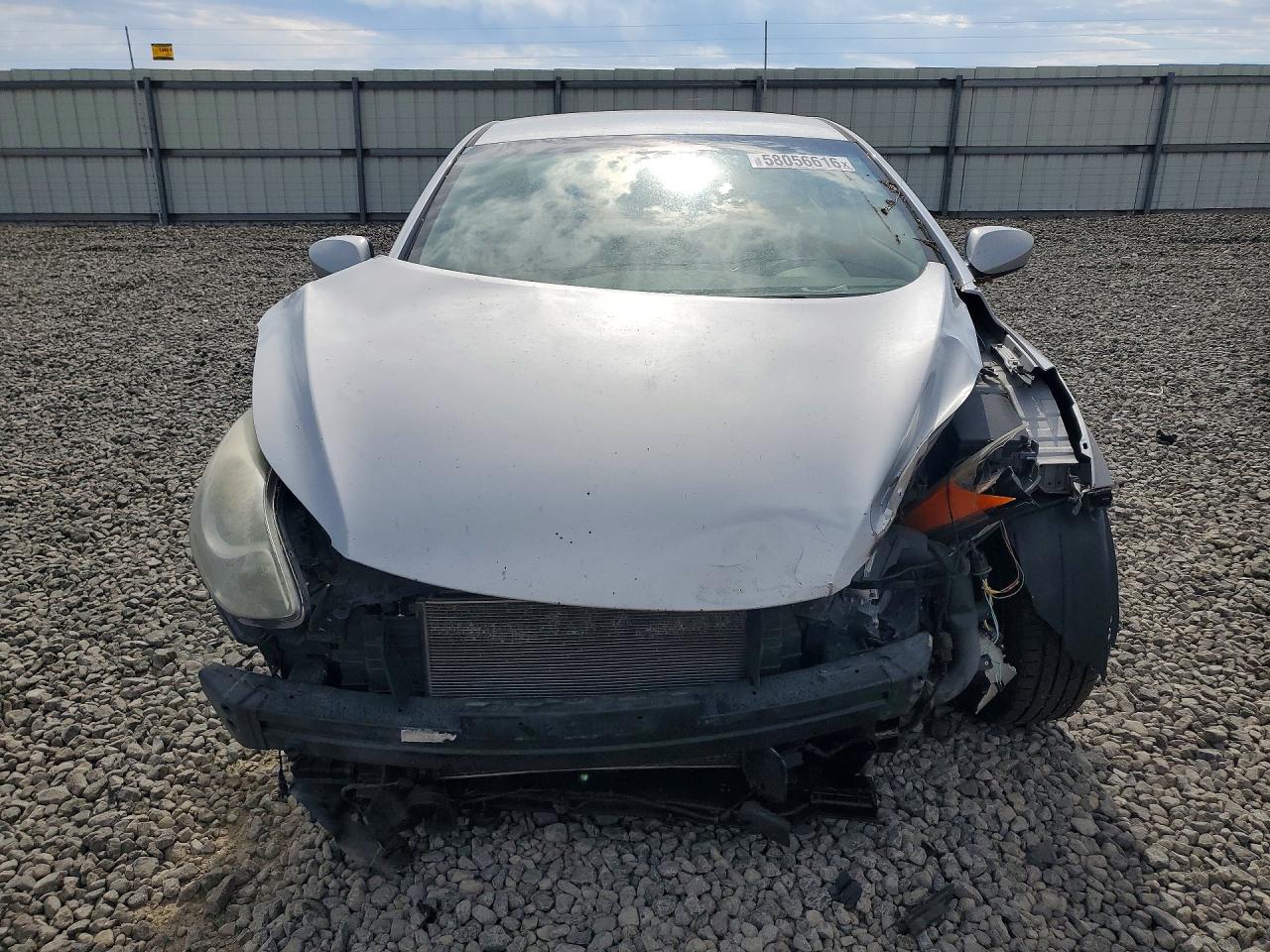 2012 HYUNDAI ELANTRA