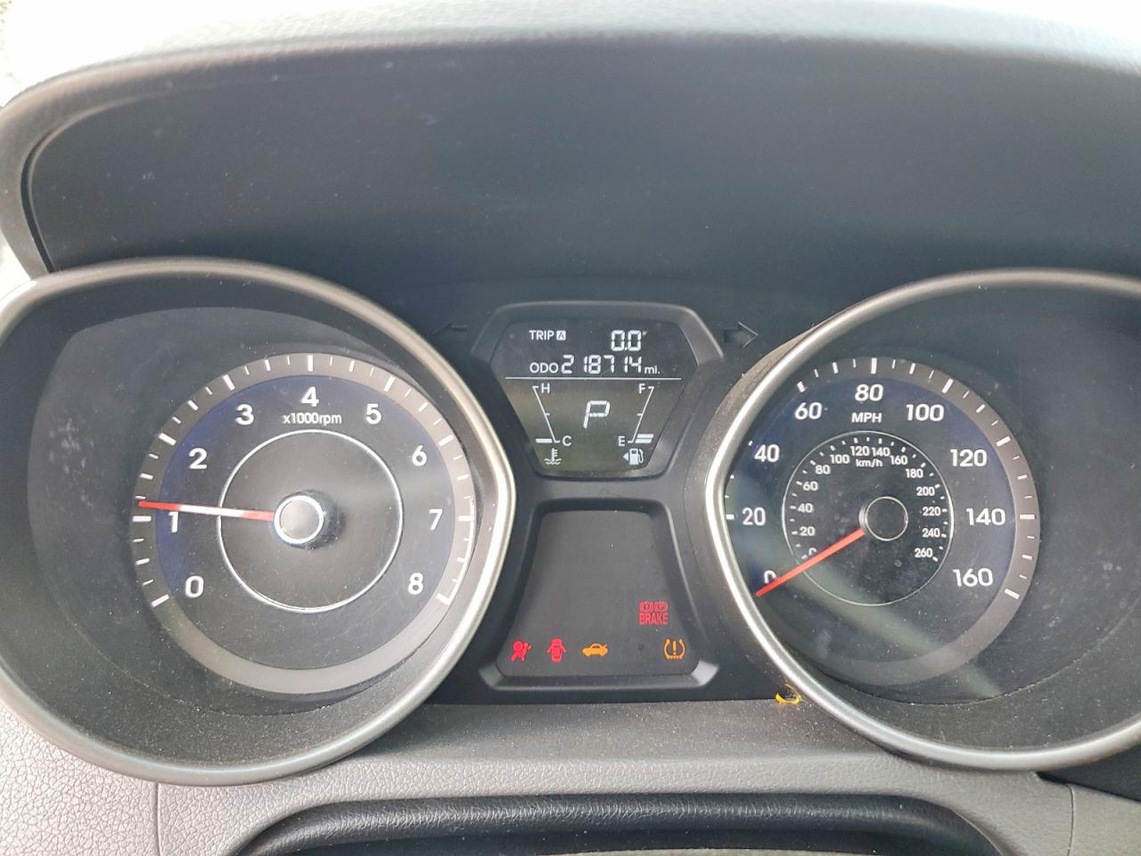 2012 HYUNDAI ELANTRA