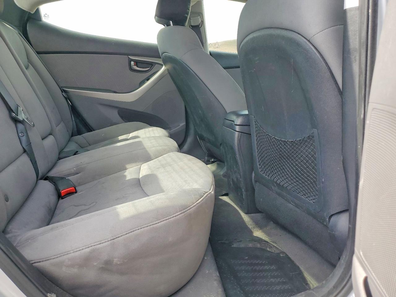 2012 HYUNDAI ELANTRA