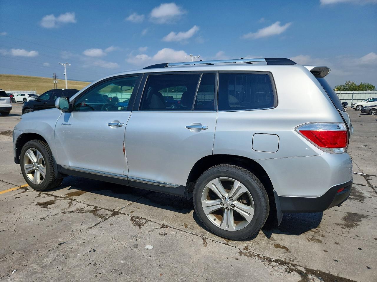 2013 TOYOTA HIGHLANDER