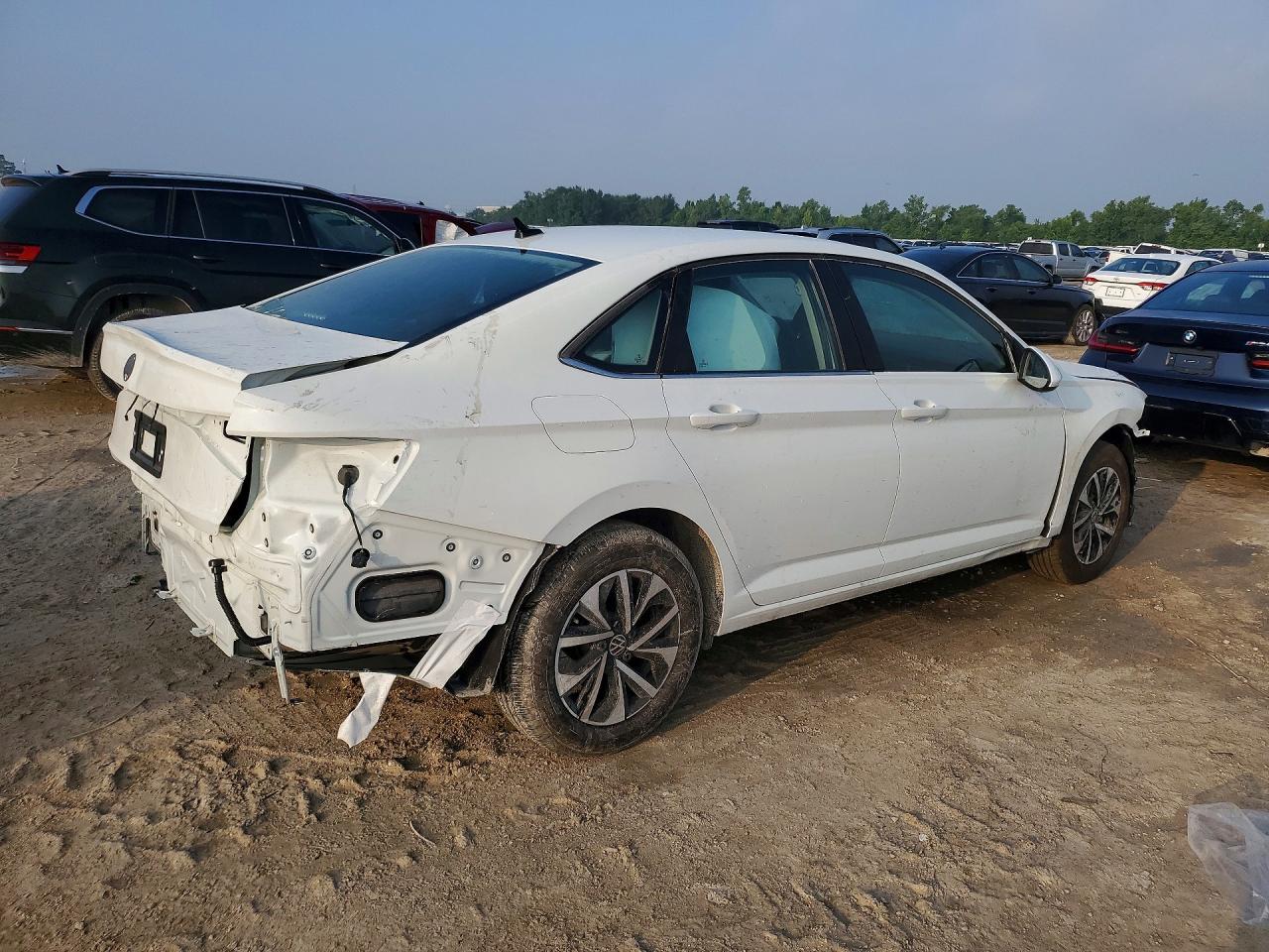 2026 VOLKSWAGEN JETTA
