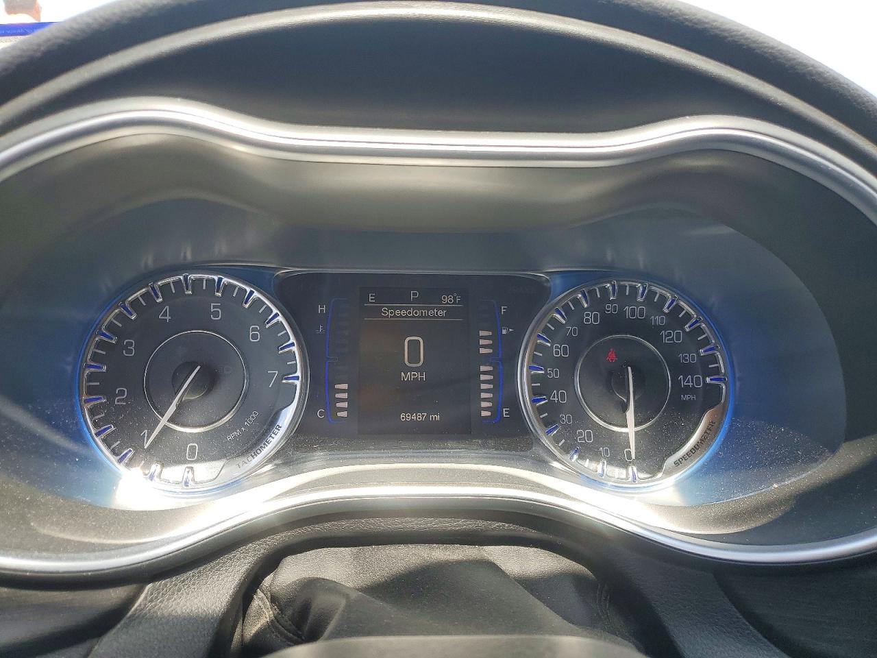 2015 CHRYSLER 200