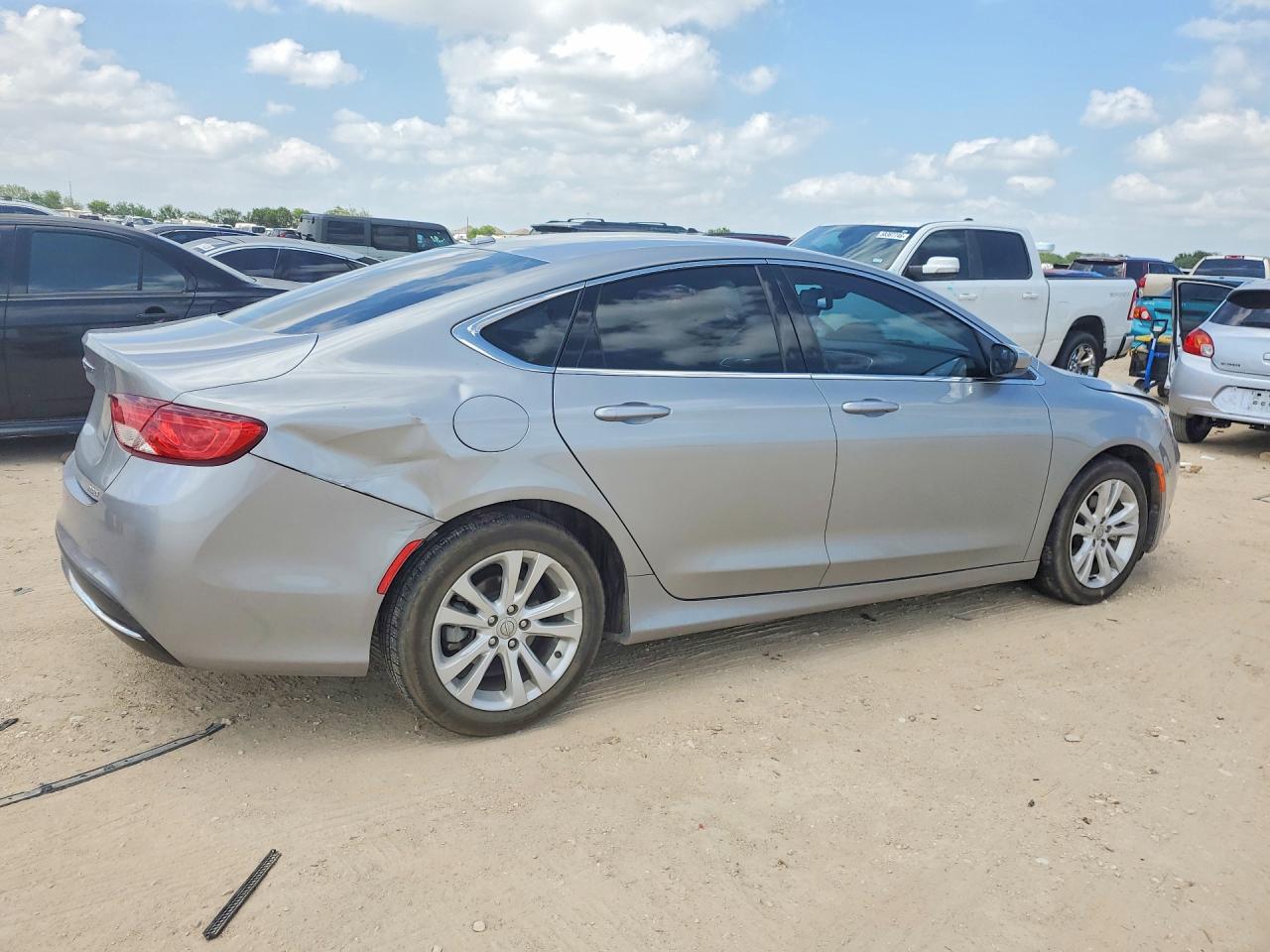 2015 CHRYSLER 200