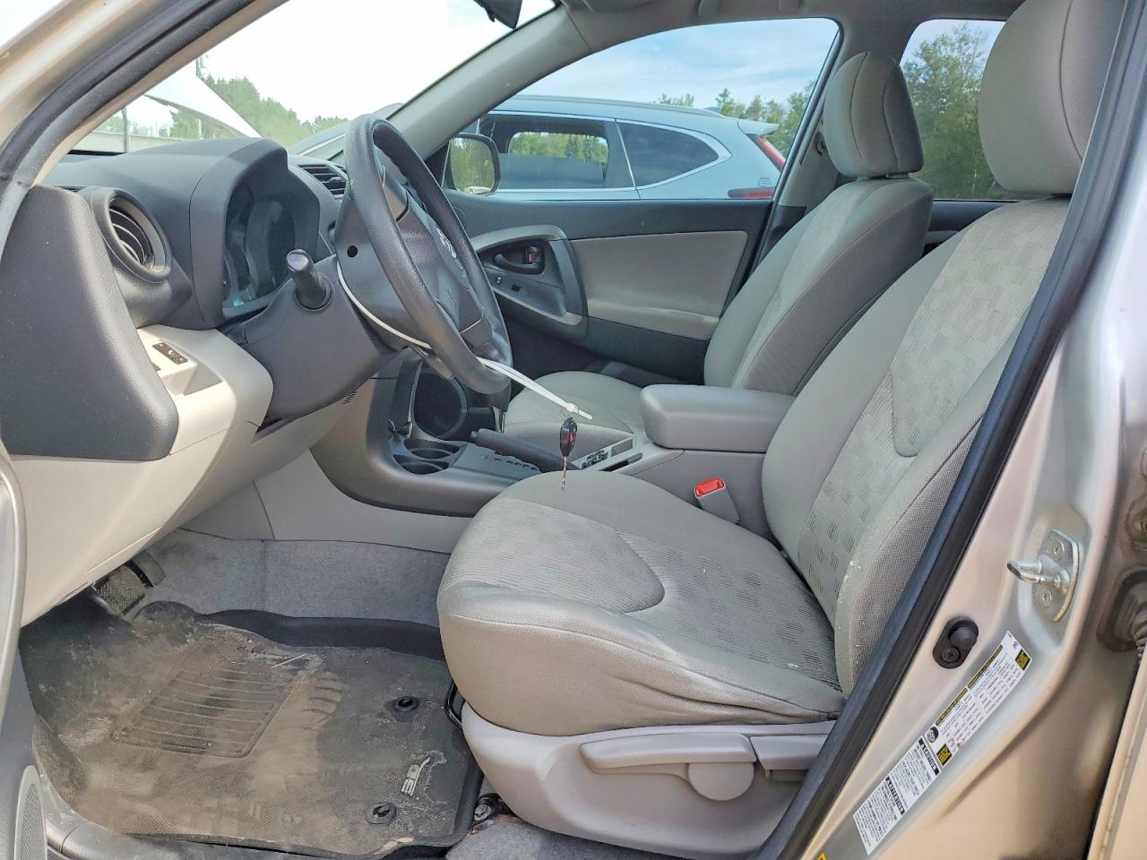 2011 TOYOTA RAV4