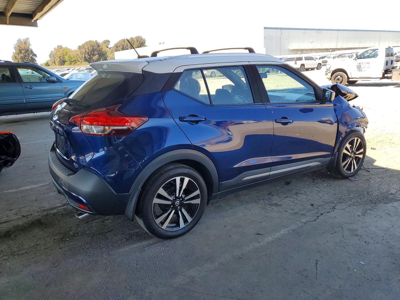 2018 NISSAN KICKS