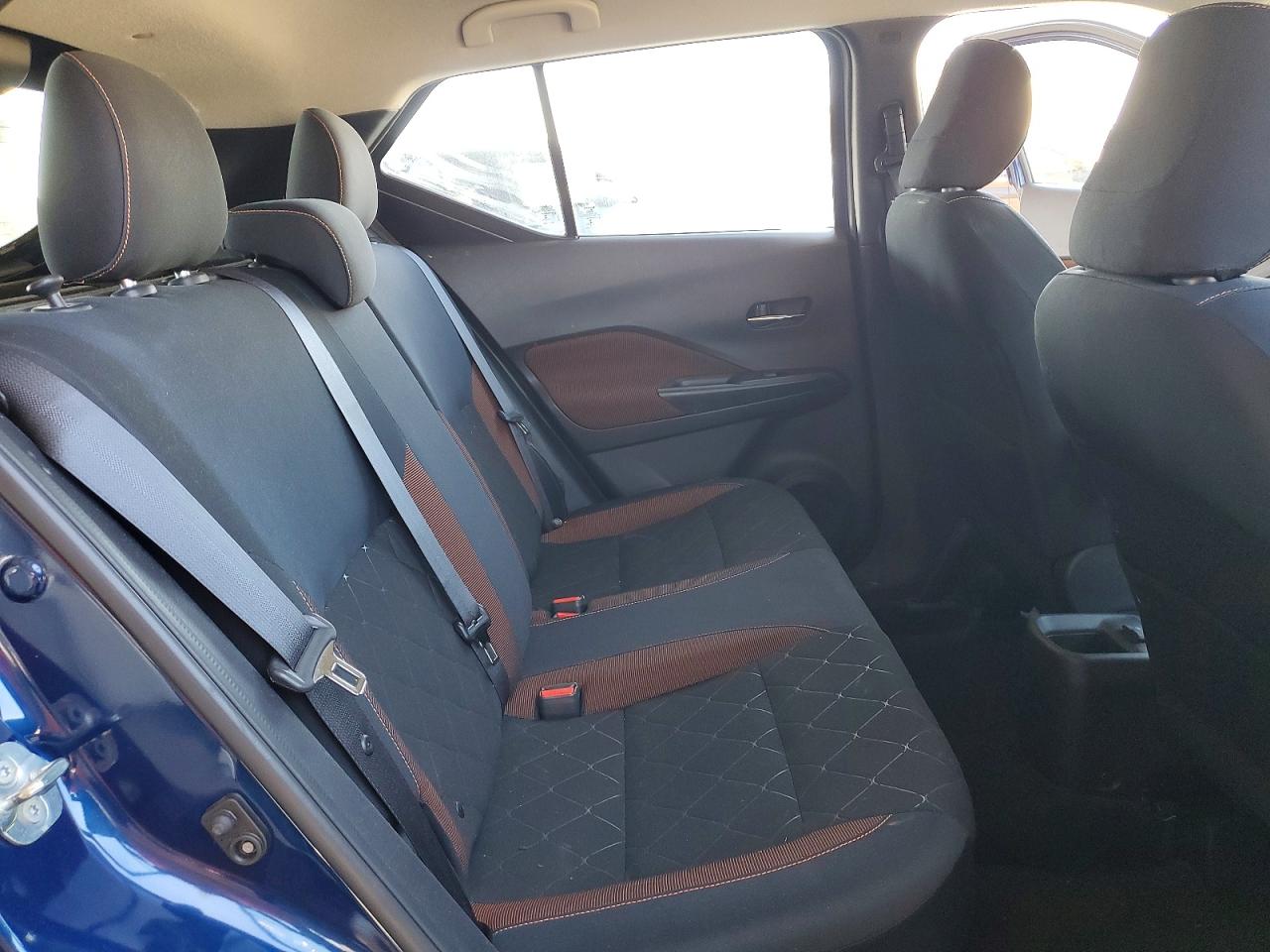 2018 NISSAN KICKS