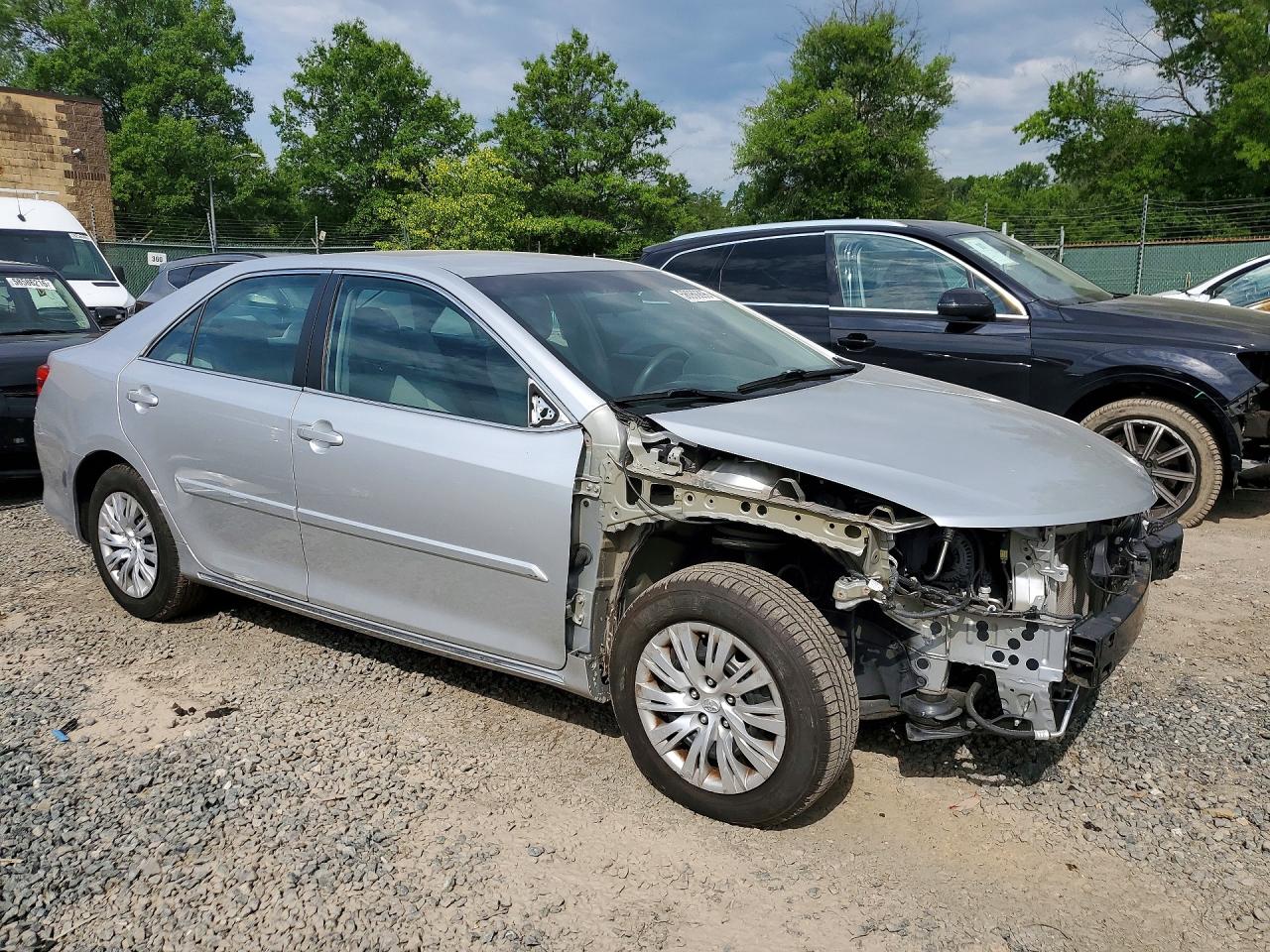 2014 TOYOTA CAMRY