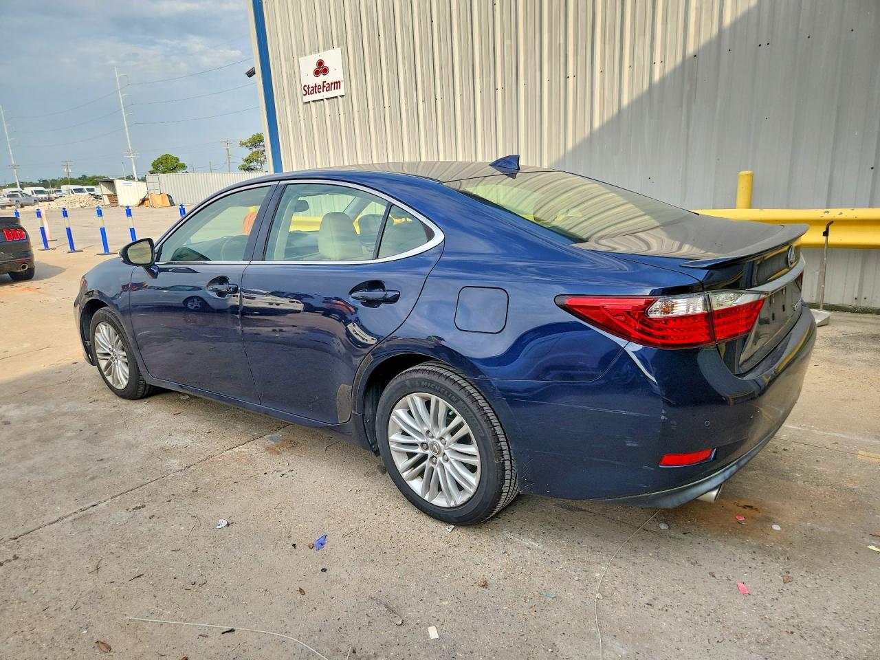 2015 LEXUS ES350