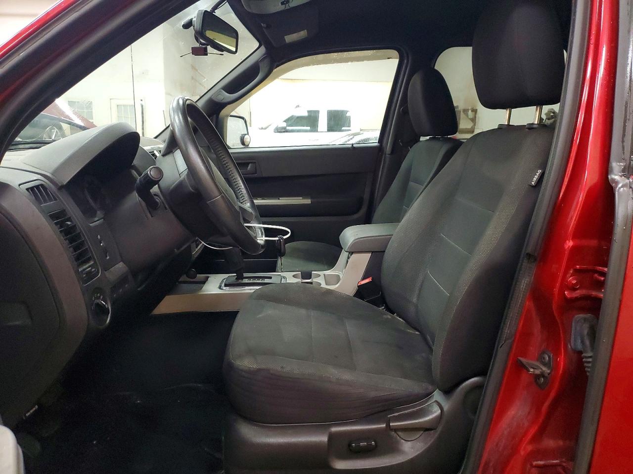2009 FORD ESCAPE