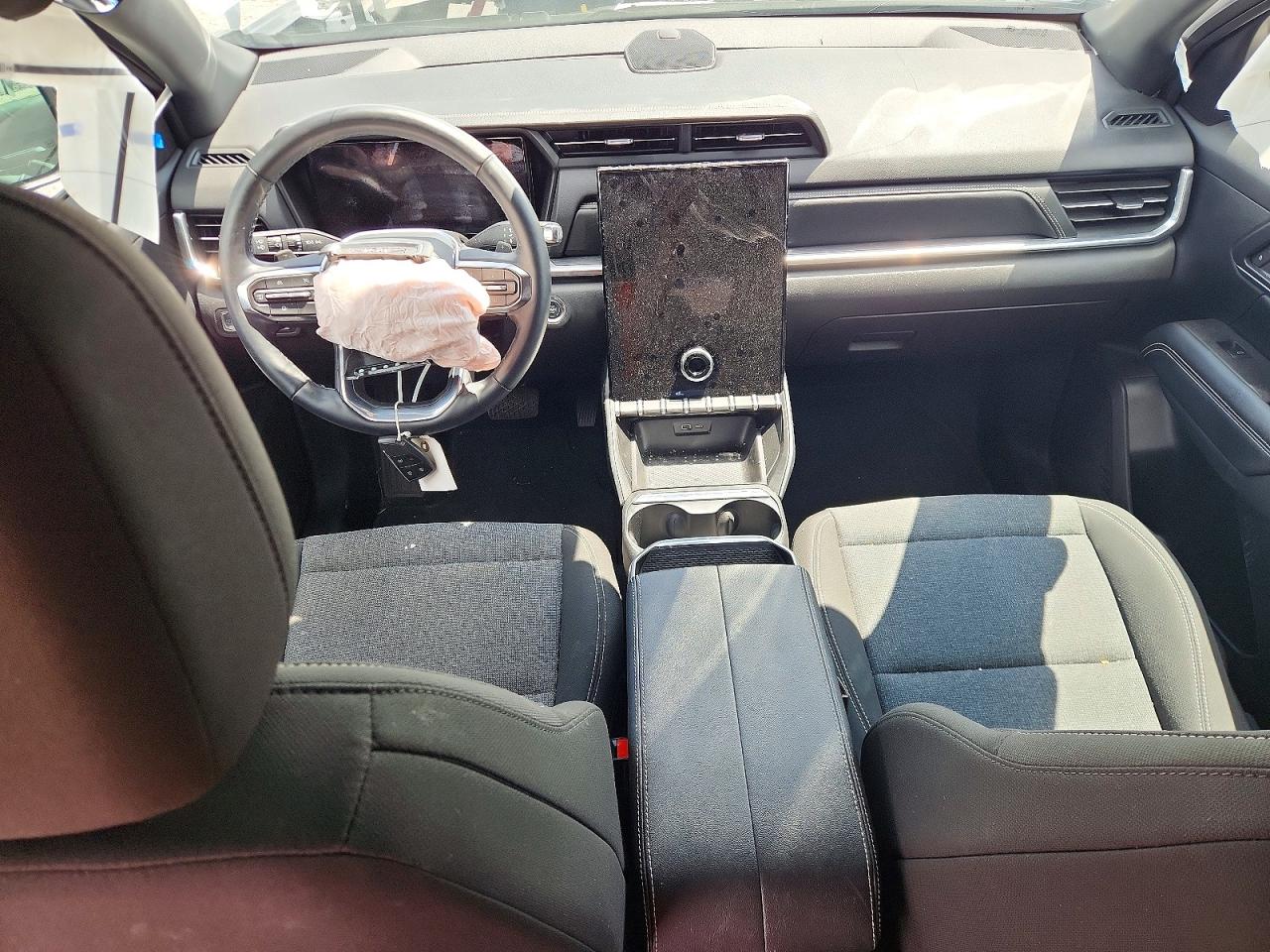 2025 GMC TERRAIN