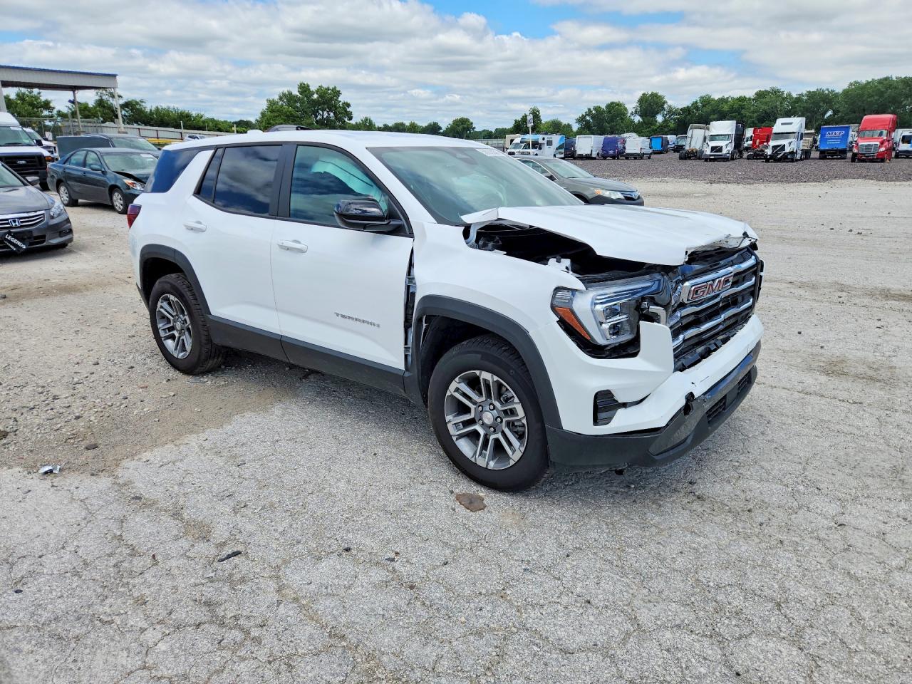 2025 GMC TERRAIN