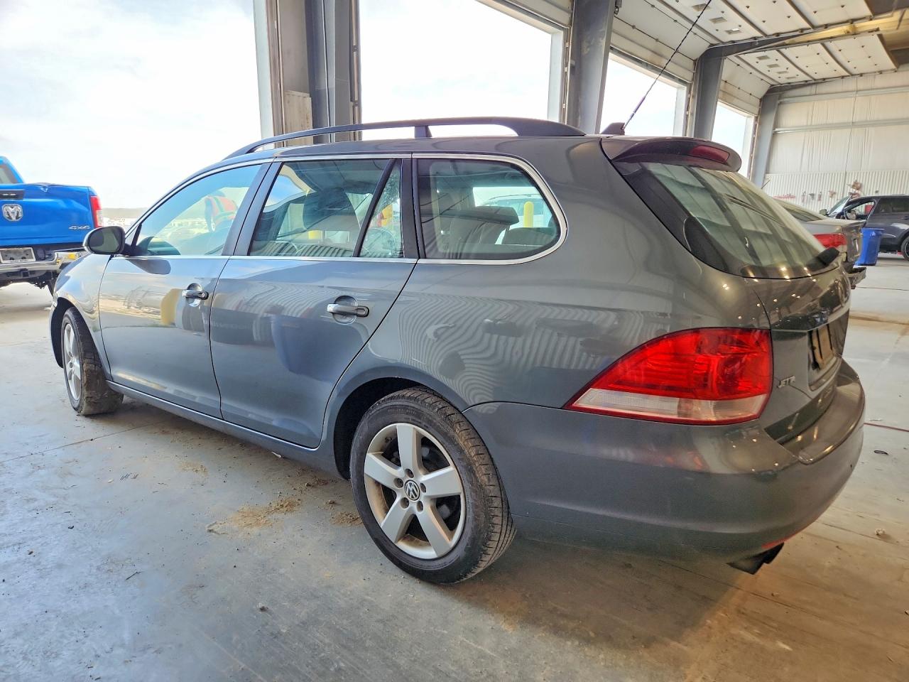 2009 VOLKSWAGEN JETTA