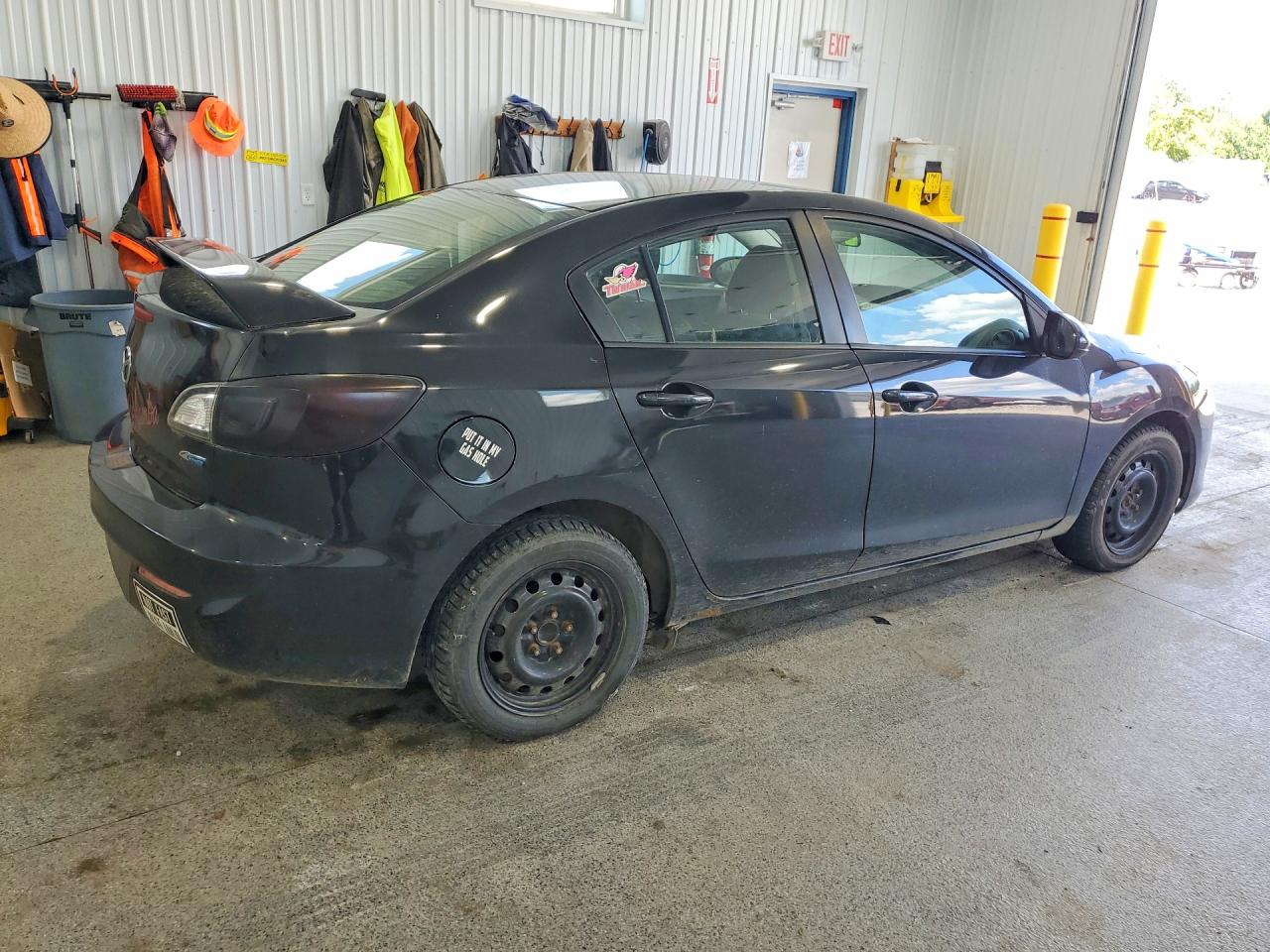2013 MAZDA 3