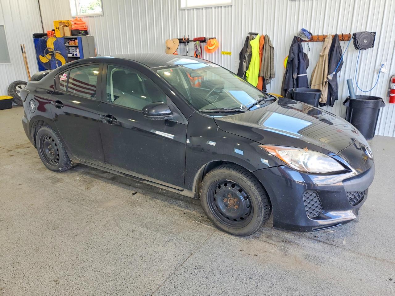 2013 MAZDA 3