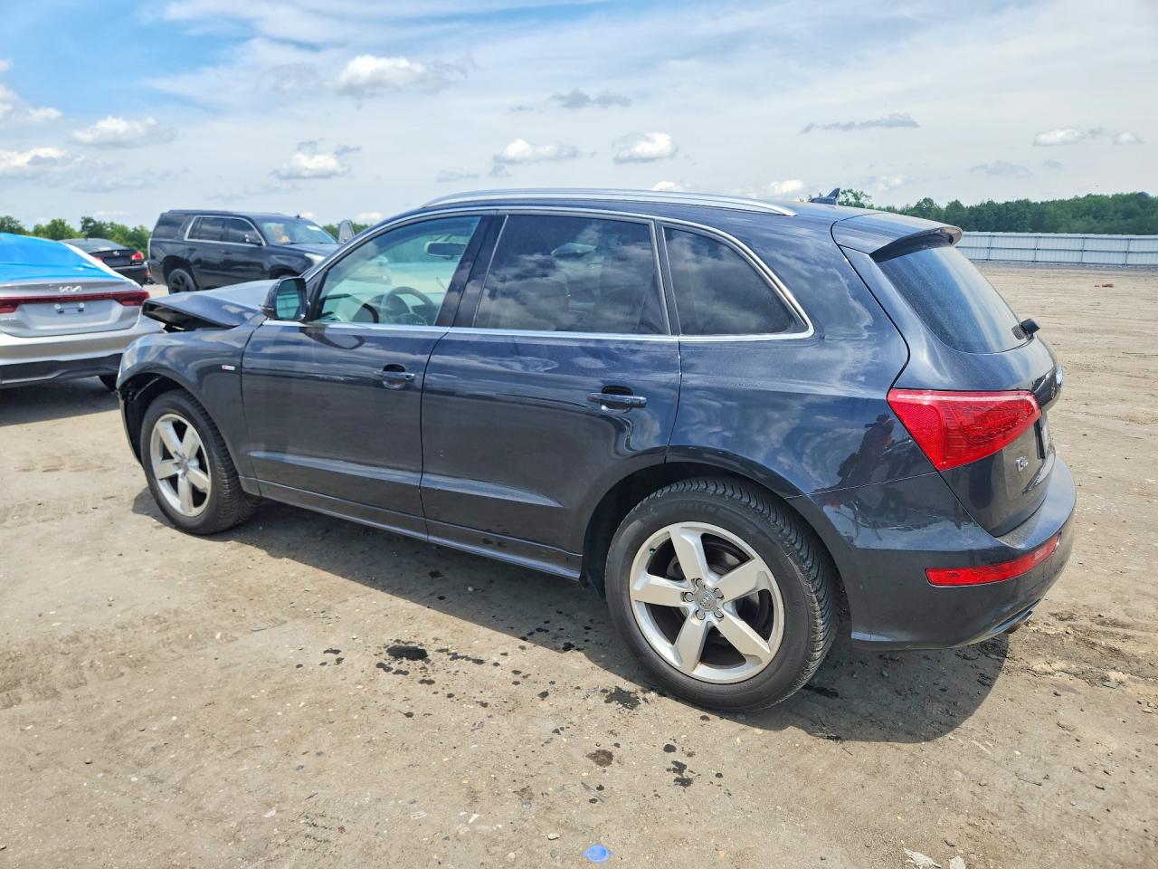 2012 AUDI Q5