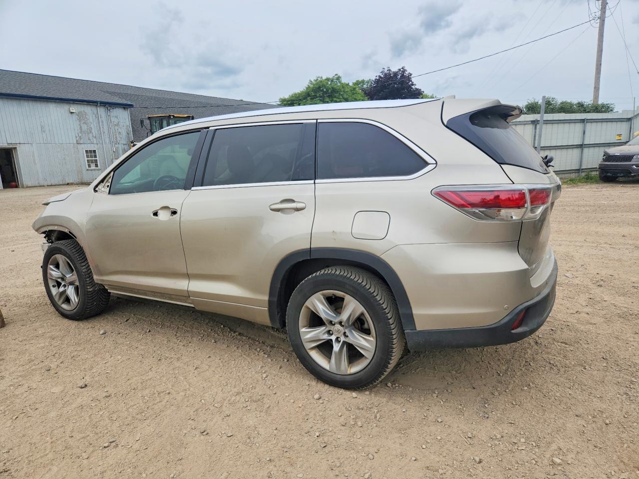 2014 TOYOTA HIGHLANDER