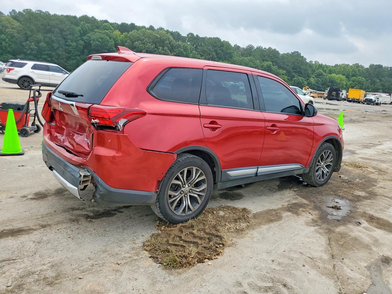 2018 MITSUBISHI OUTLANDER