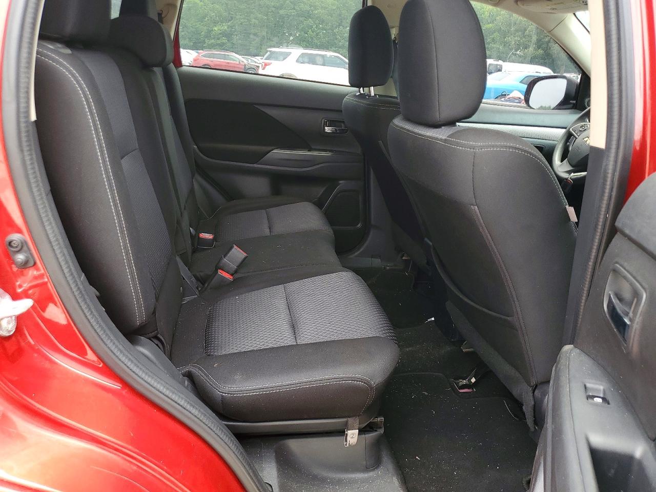 2018 MITSUBISHI OUTLANDER