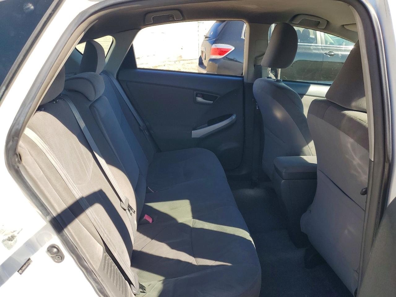 2011 TOYOTA PRIUS