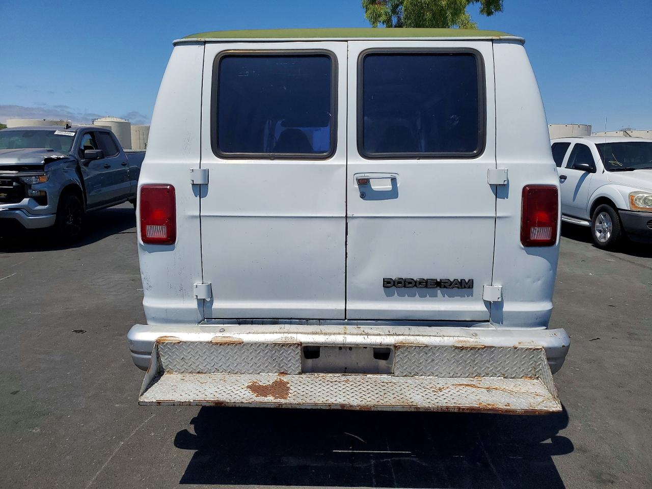 1992 DODGE B SERIES