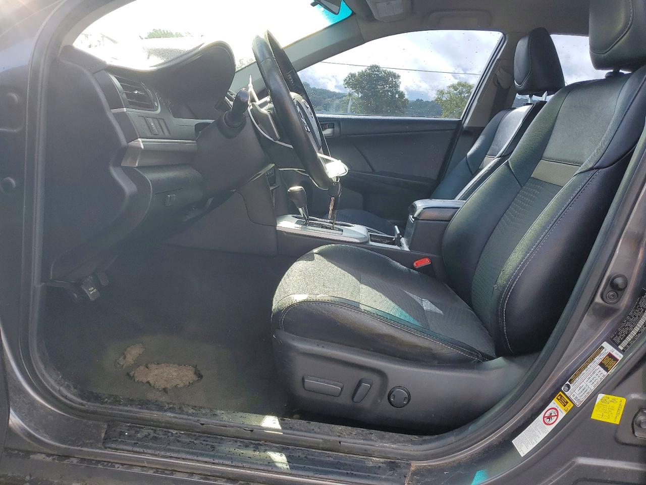 2014 TOYOTA CAMRY