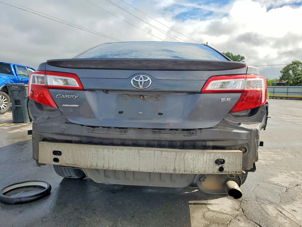 2014 TOYOTA CAMRY