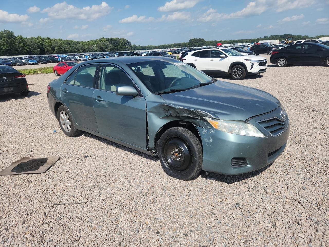 2011 TOYOTA CAMRY