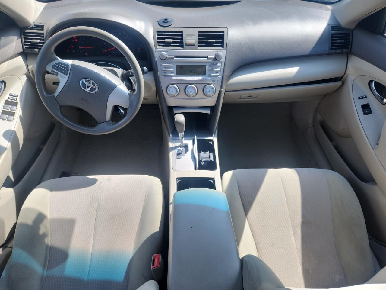 2011 TOYOTA CAMRY